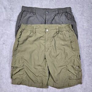 The North Face Two Cargo Shorts Mens 32 Olive and Grey Hiking Utility Bundle
